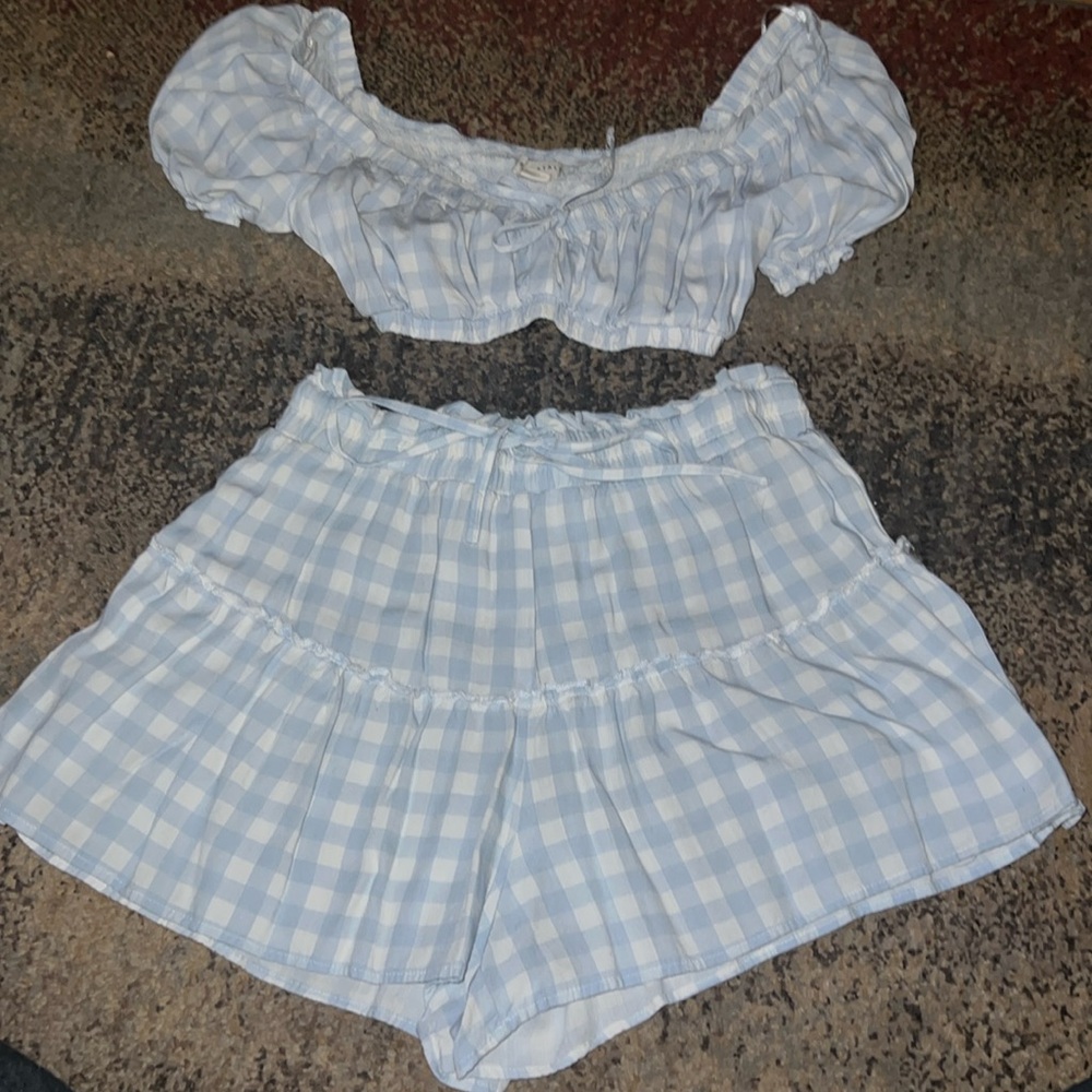 Checkered blue and white set. Size small